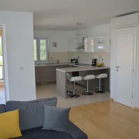 Malinska Apartment Ngoại thất bức ảnh