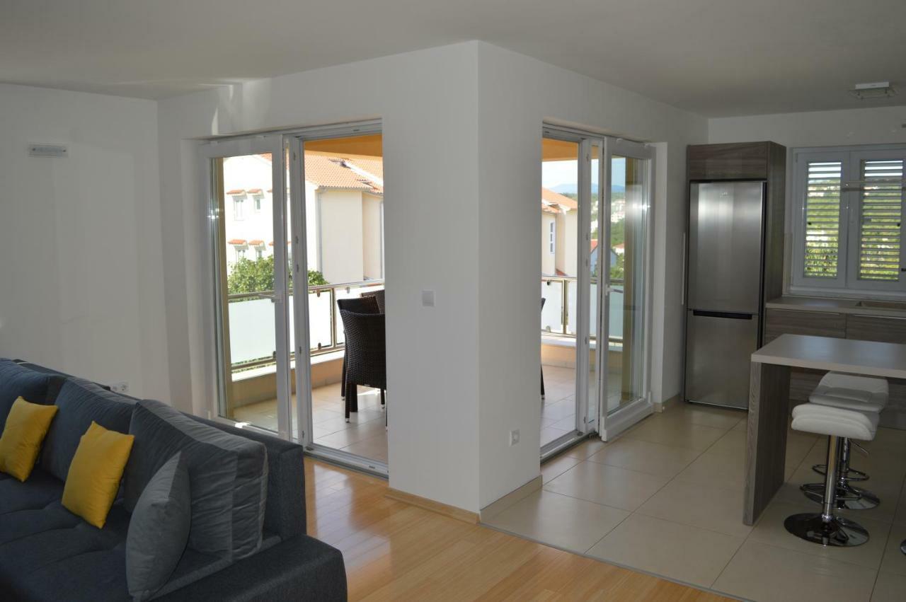 Malinska Apartment Ngoại thất bức ảnh
